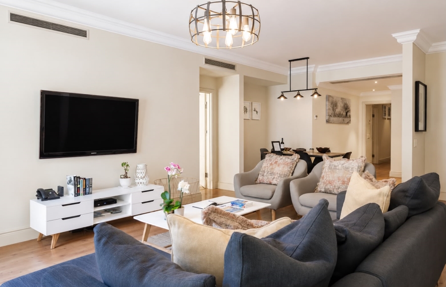 2 Bedroom Property for Sale in Green Point Western Cape